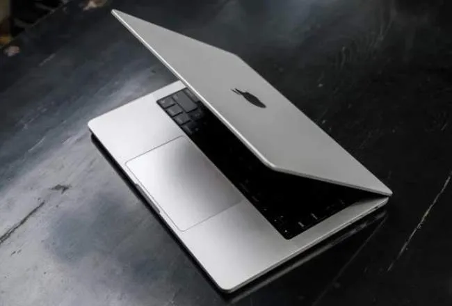 Cấu hình Macbook Pro 14 M1 cực mạnh với vi xử lý đỉnh cao